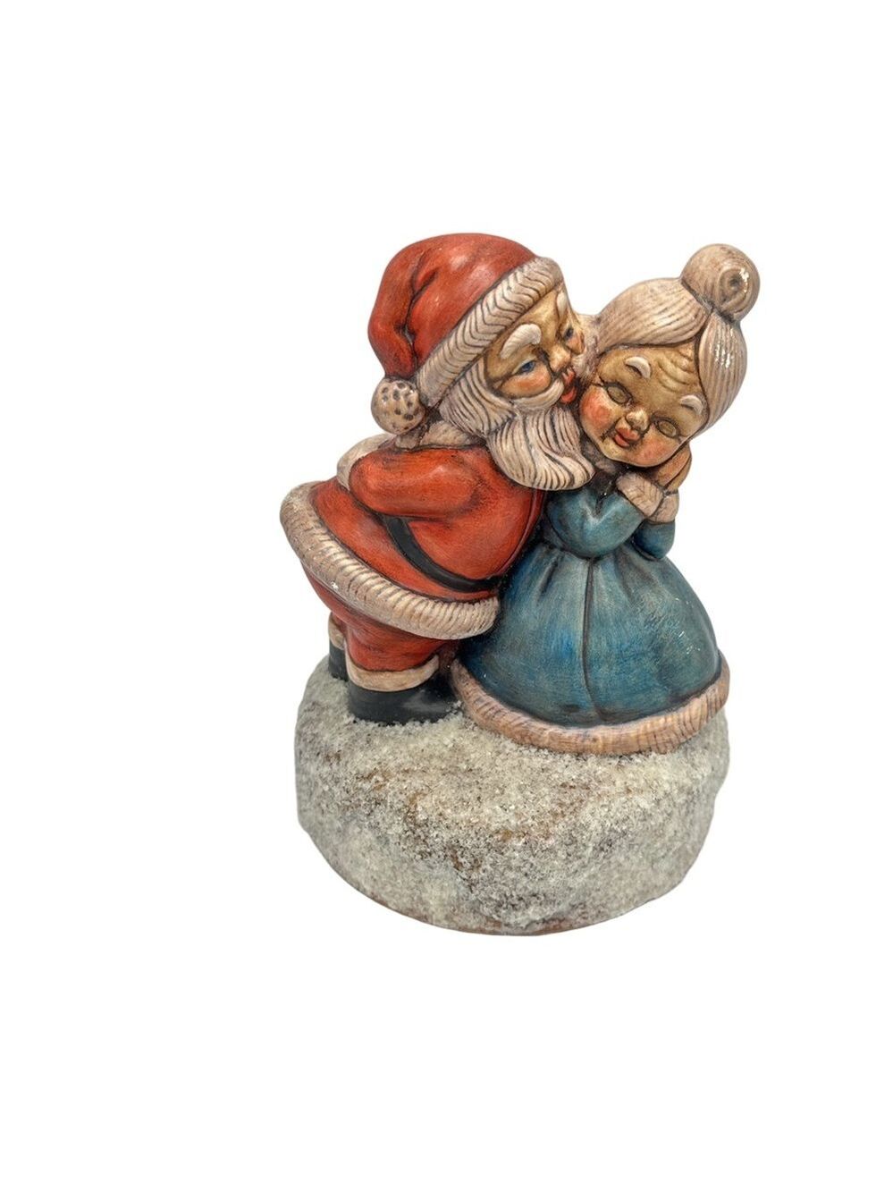 Kissing Santa and Mrs. Claus Ceramic Christmas Holiday Figurine Vintage 1970’s